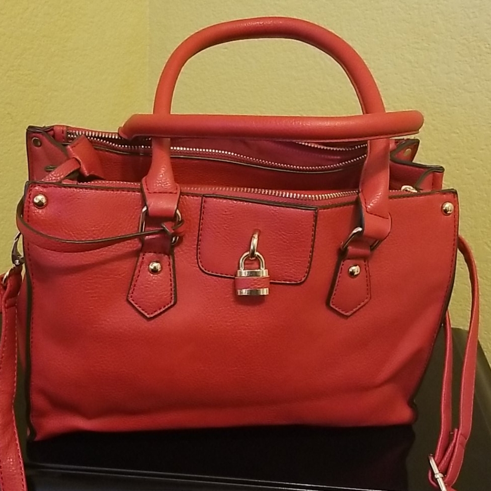 Red Structured Tote Handbag with Gold Accent